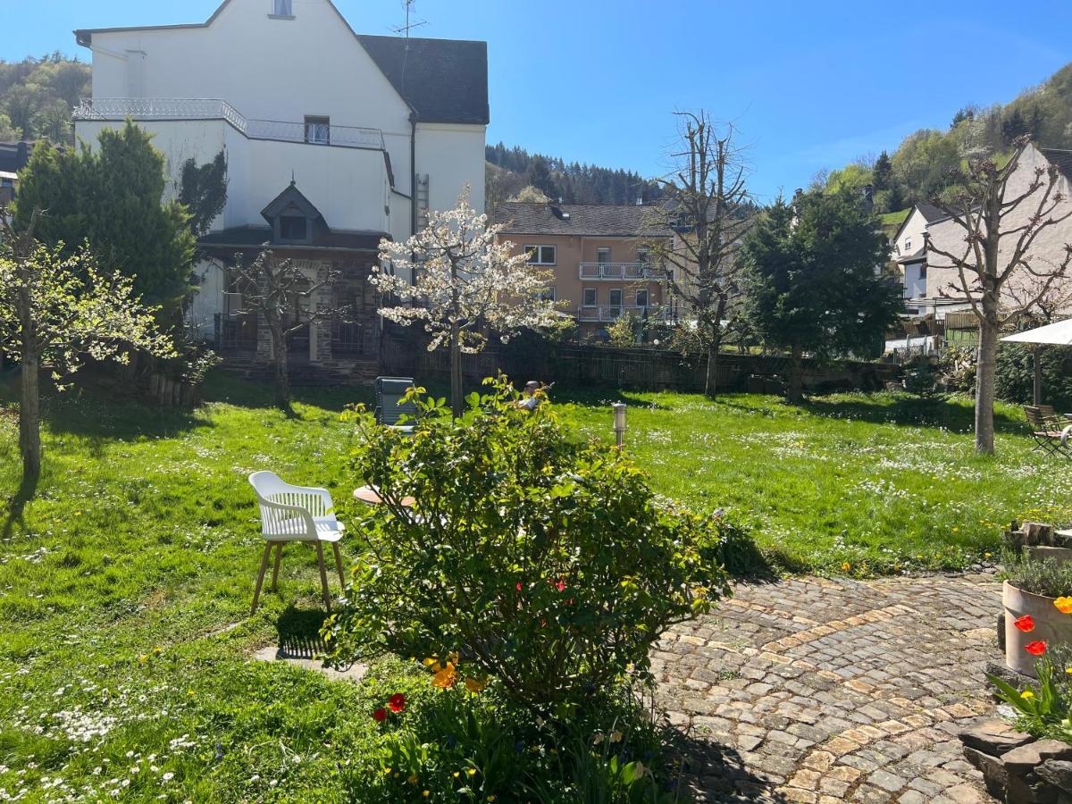 Weingut Gaestehaus Bach コッヘム エクステリア 写真